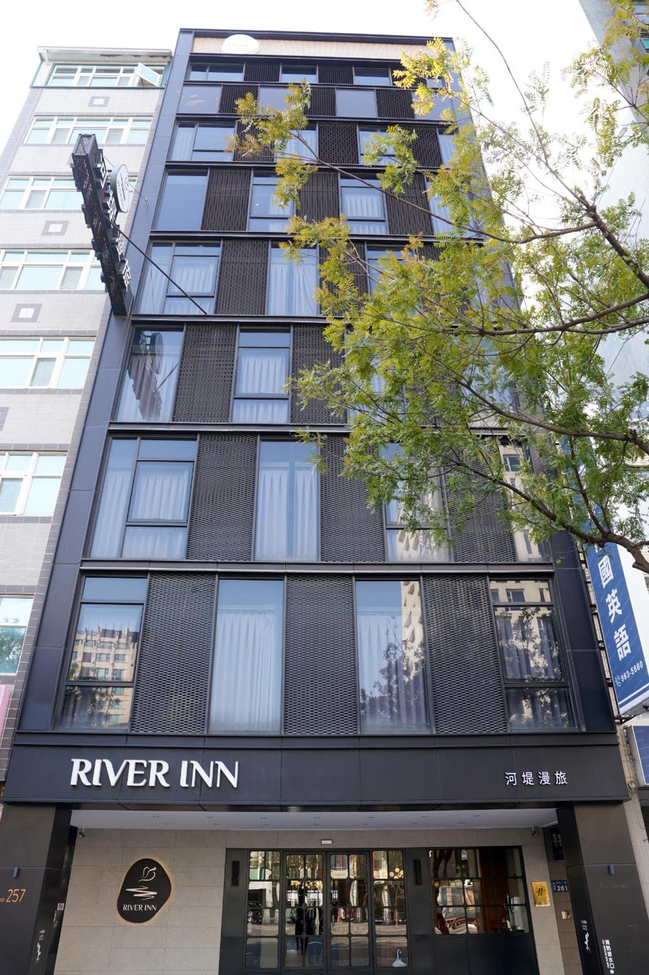 River Inn Station เกาสง ภายนอก รูปภาพ
